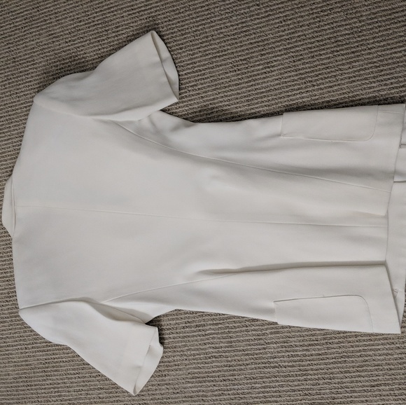 Eva Chun White Blazer - Picture 6 of 6